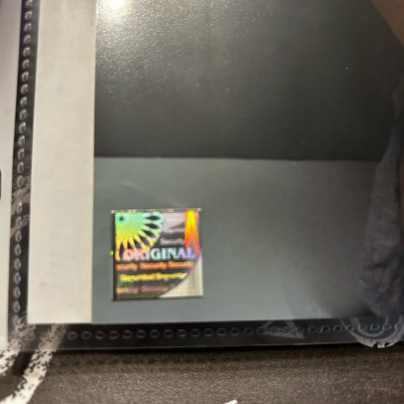 Scarlet Johnson signed with Coa ✍🏼 - Picture 3 of 3